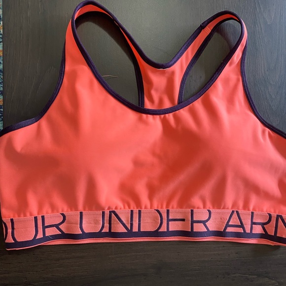 UNDER ARMOUR sports bra - used condition - tag is missing - Size Large - Picture 6 of 7